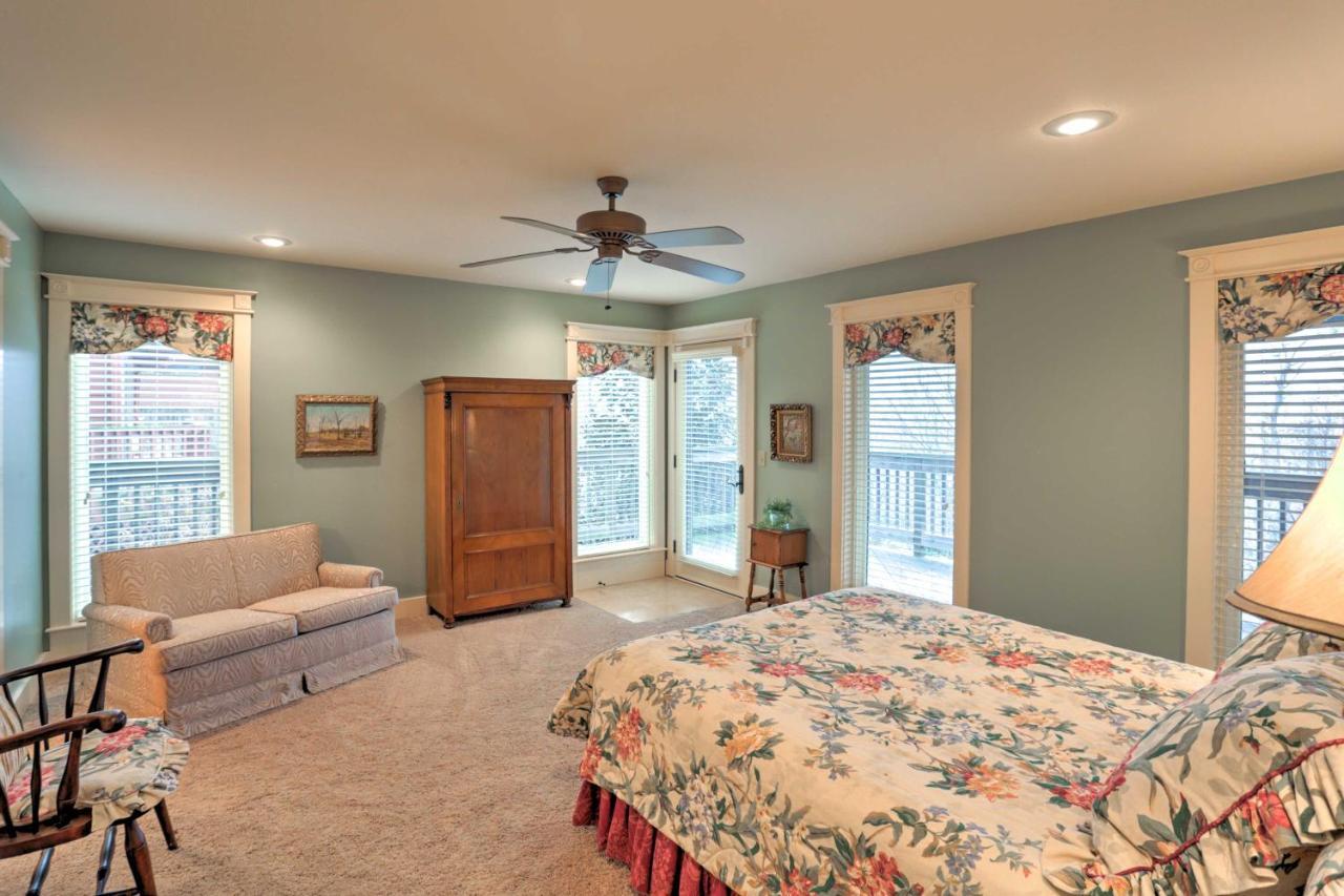 Beautiful Central Fayetteville Townhome With Views! Εξωτερικό φωτογραφία