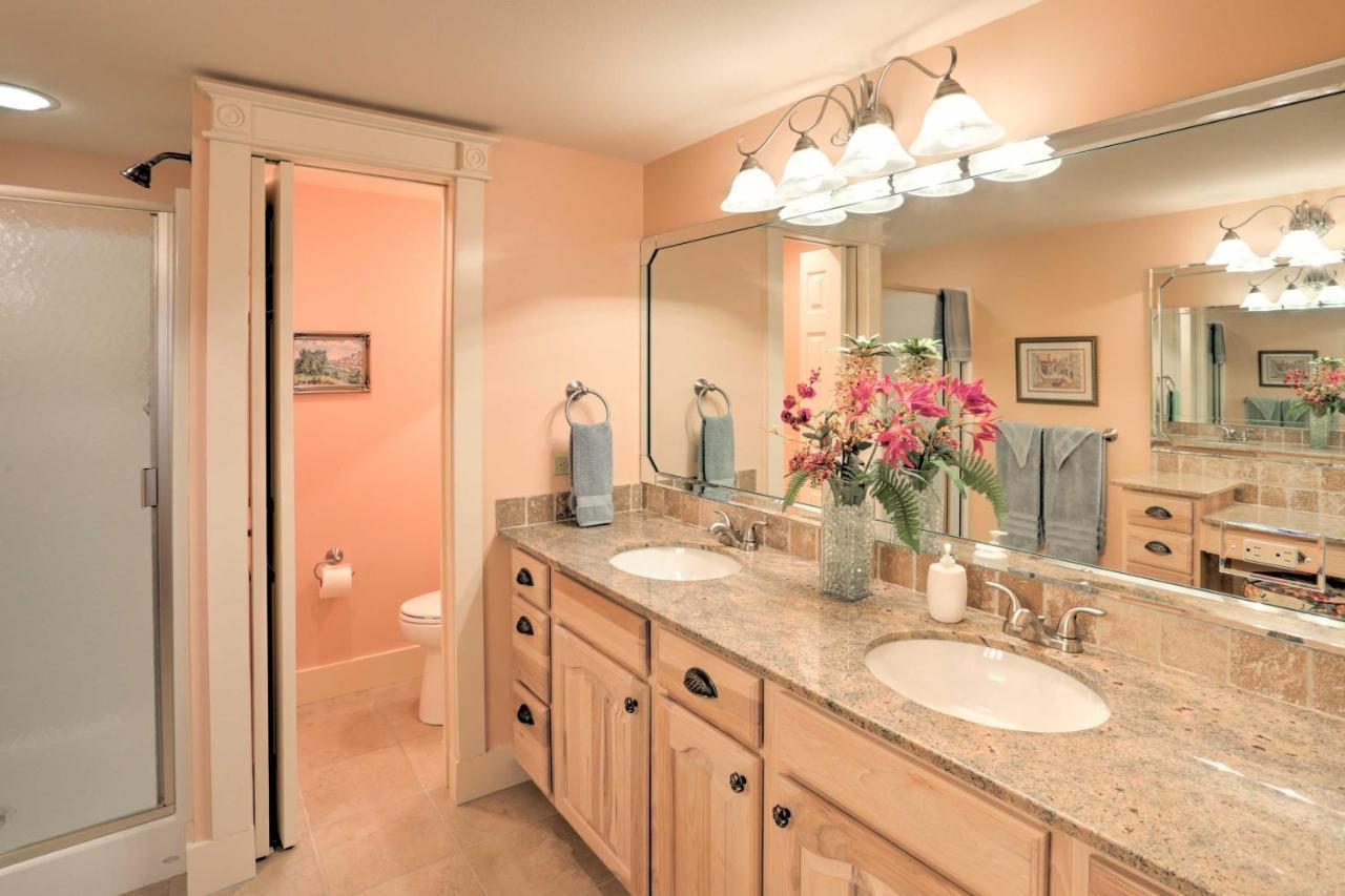 Beautiful Central Fayetteville Townhome With Views! Εξωτερικό φωτογραφία