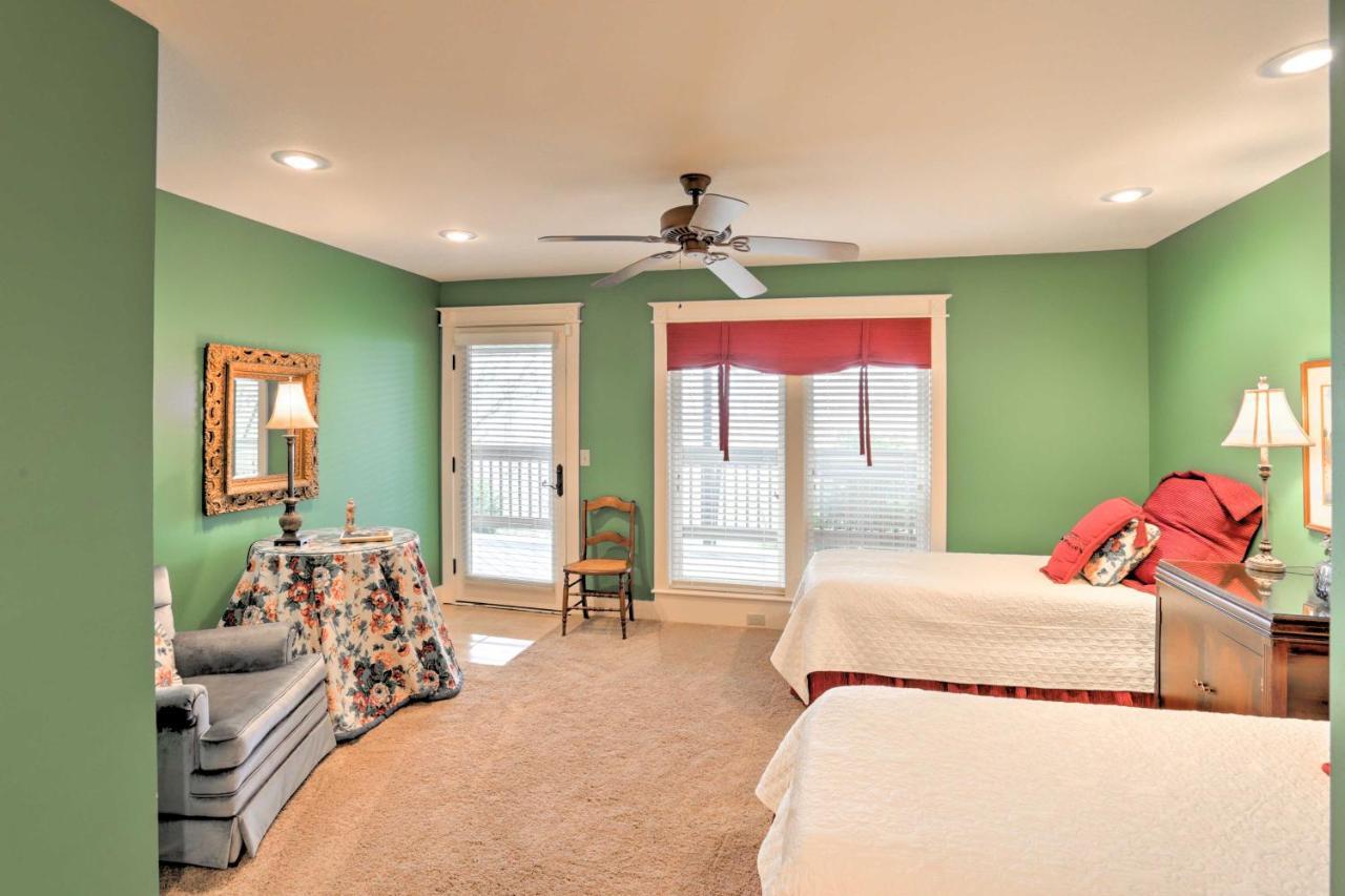 Beautiful Central Fayetteville Townhome With Views! Εξωτερικό φωτογραφία