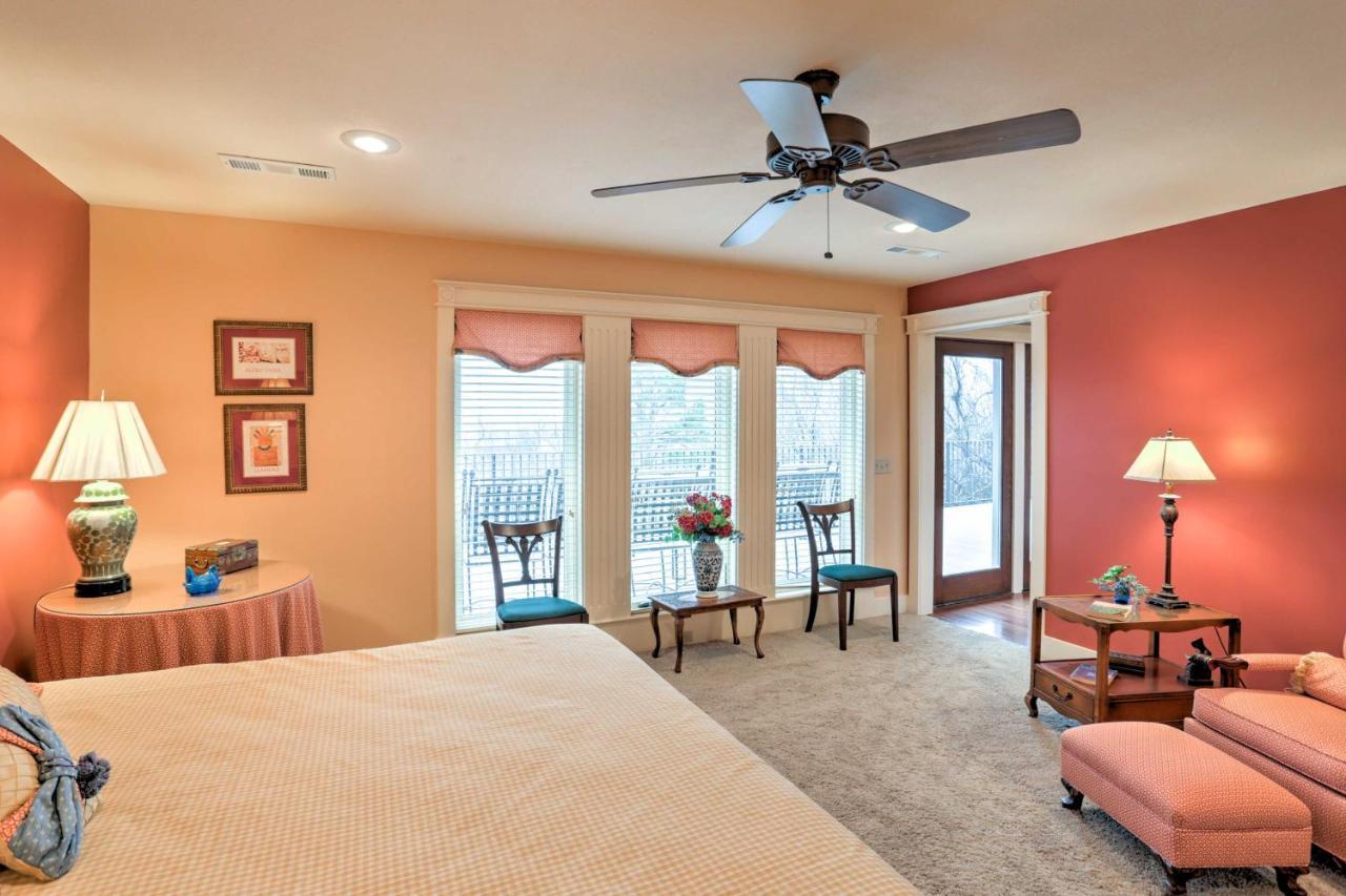 Beautiful Central Fayetteville Townhome With Views! Εξωτερικό φωτογραφία